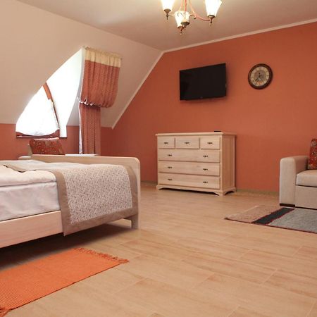 Publo Spa Hotel Vyshkove Стая снимка